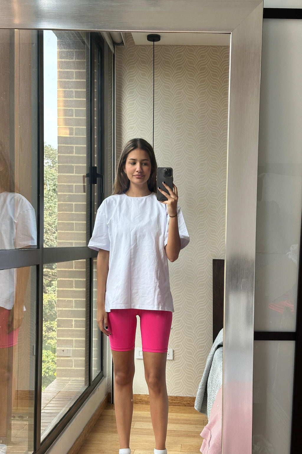 Sample Tshirt blanco talla XS S M L / look 2