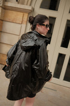 Chaqueta troya negra metalizada