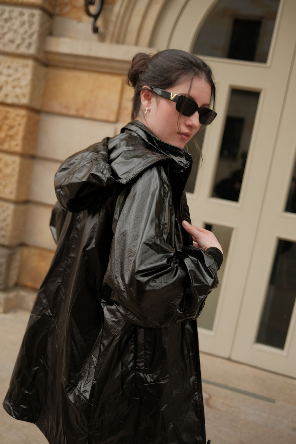 Chaqueta troya negra metalizada