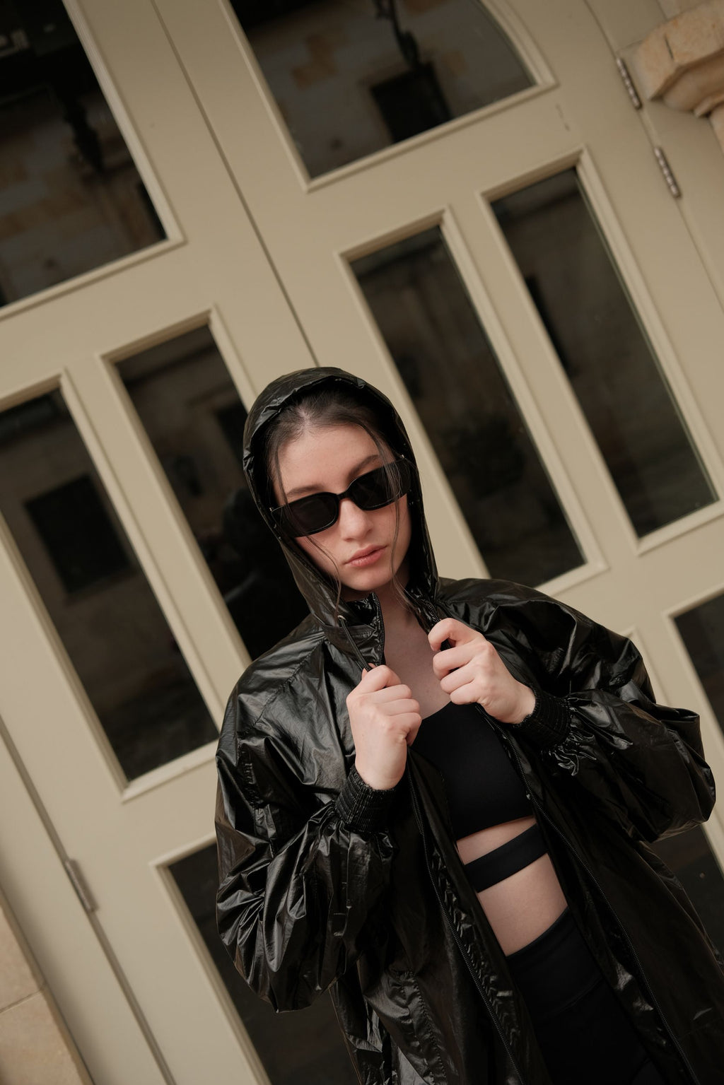 Chaqueta troya negra metalizada