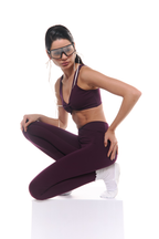 Hot Yoga Hot Girls Legging Berenjena