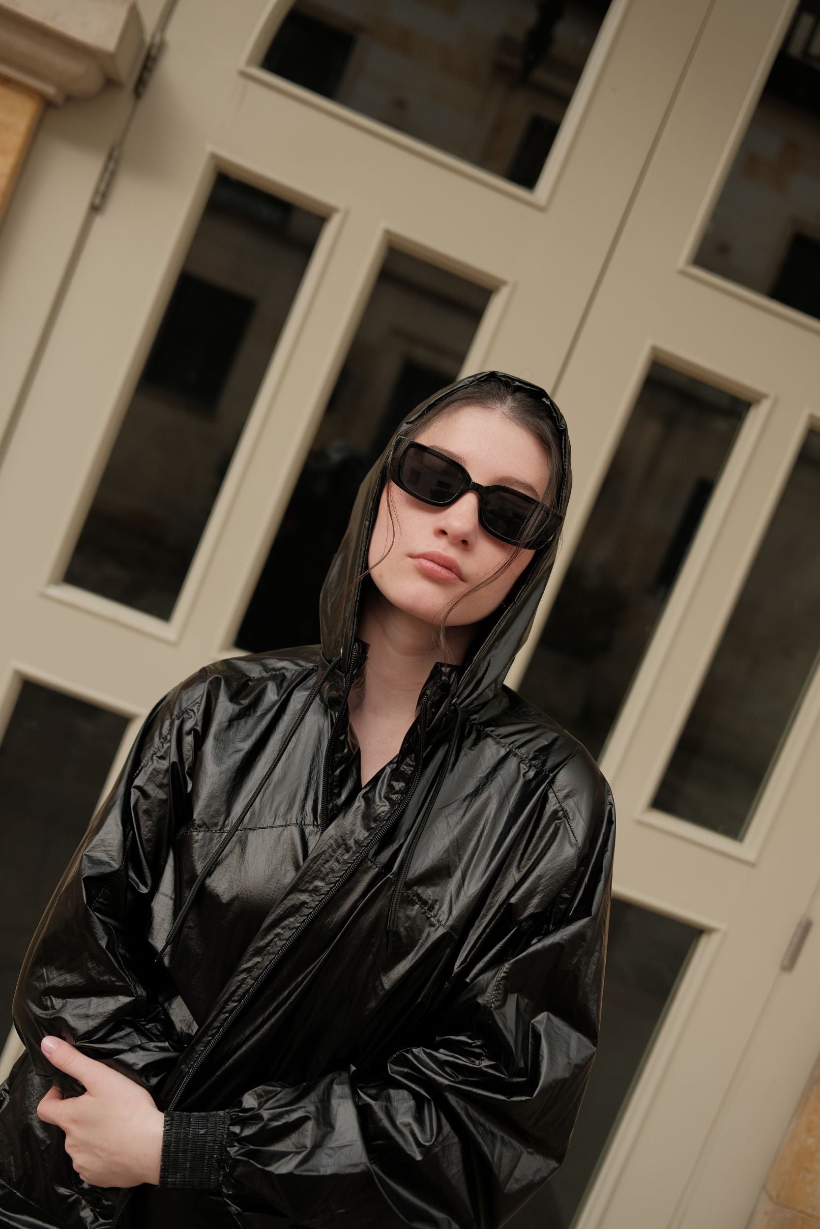 Chaqueta troya negra metalizada