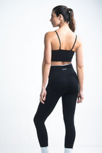 crop top deportivo para mujer de tela seamless en color verde