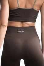 leggins deportivos tiro alto color café