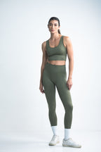 leggins deportivos tiro alto color verde militar